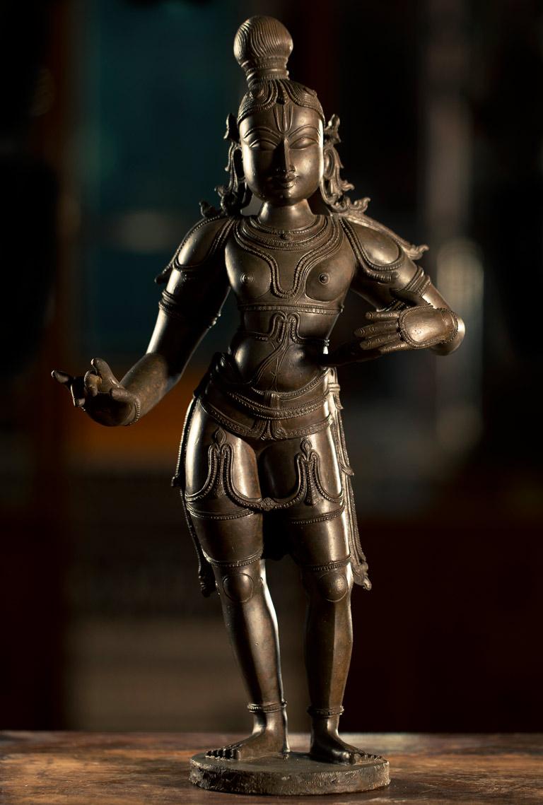 Bronze Image of Thirumangai Alwar | Artifacts of Napier Museum,  Thiruvananthapuram